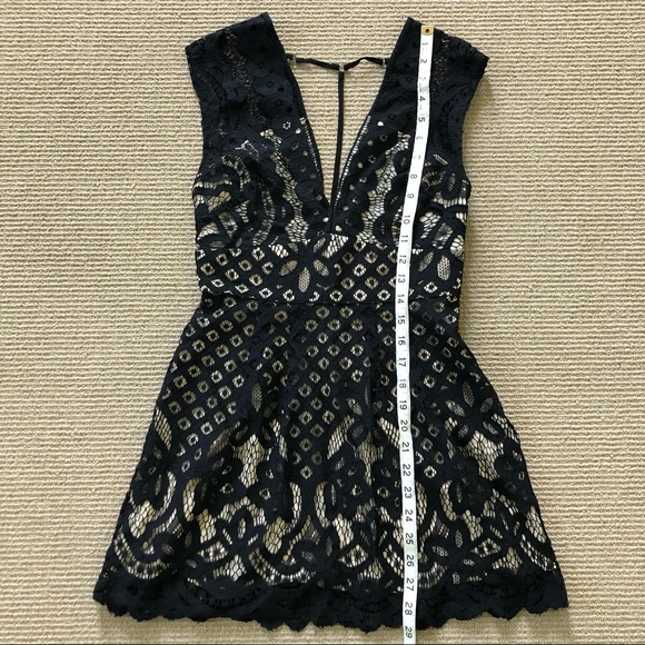 Free People One Million Lovers Lace Mini Dress 2 - Picture 14 of 16
